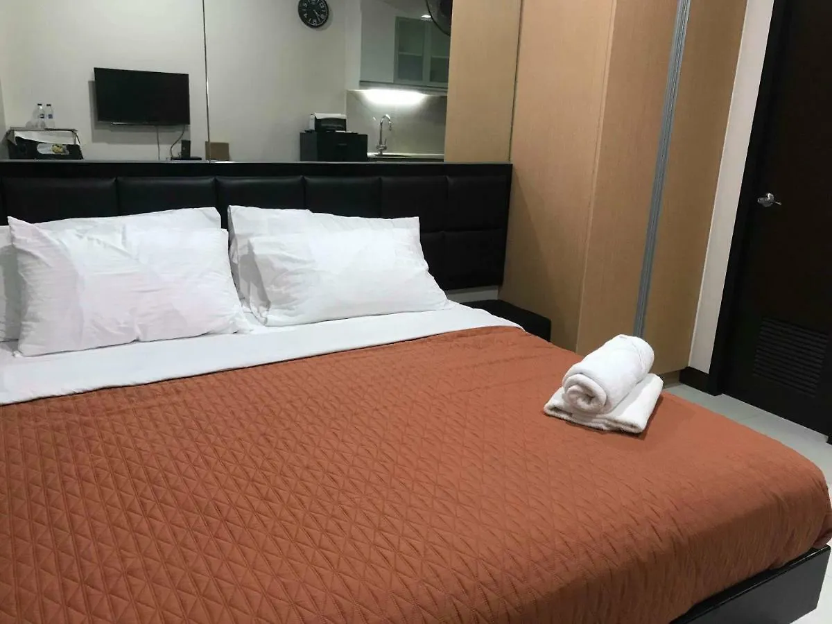 Апартаменты 101 Newport Boulevard C3 Манила